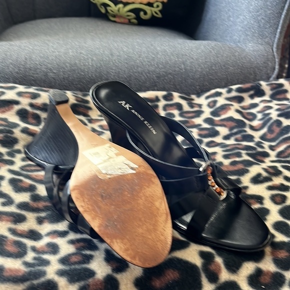 Anne Klein size 8 wedge sandals with jewel accents.  Excellent condition - Picture 6 of 6